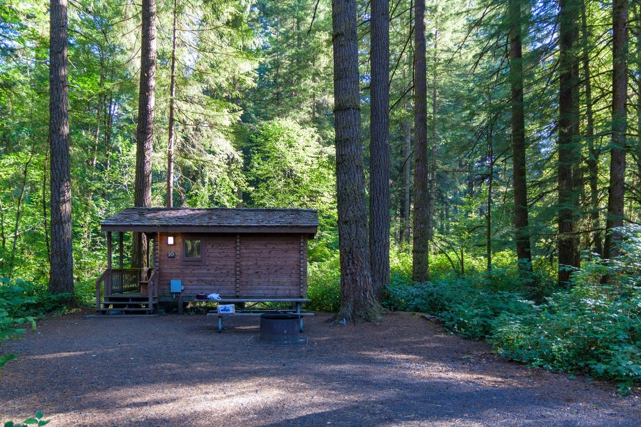 Silver Falls State Park Hike And Camp Near 10 Waterfalls In Oregon