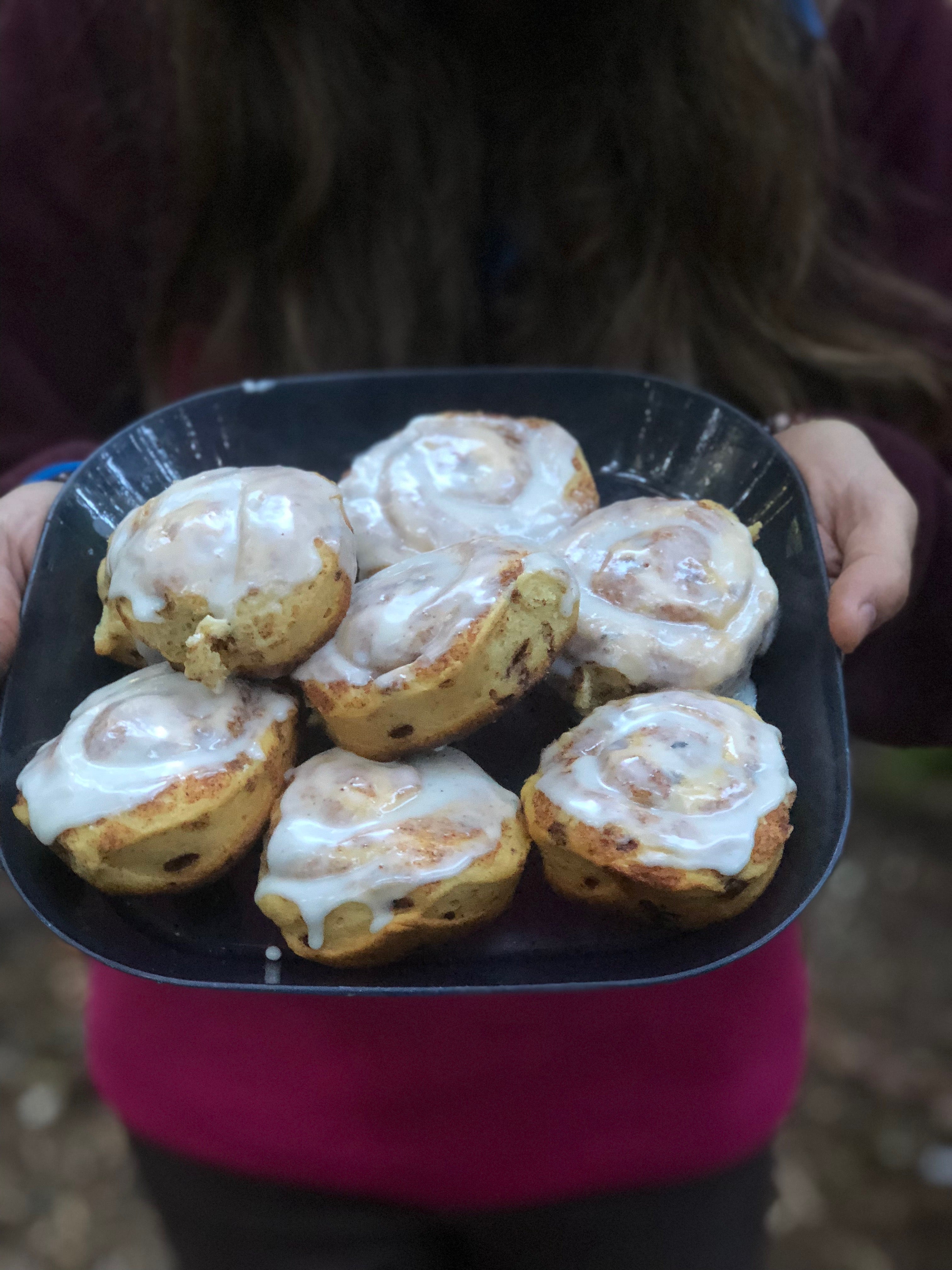 easy cinnamon rolls from a dutch oven