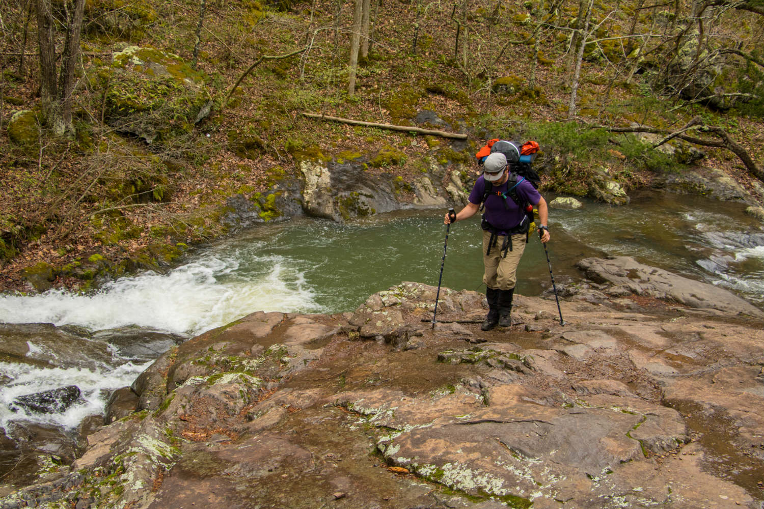 safety tips for hiking on wet rocky surfaces