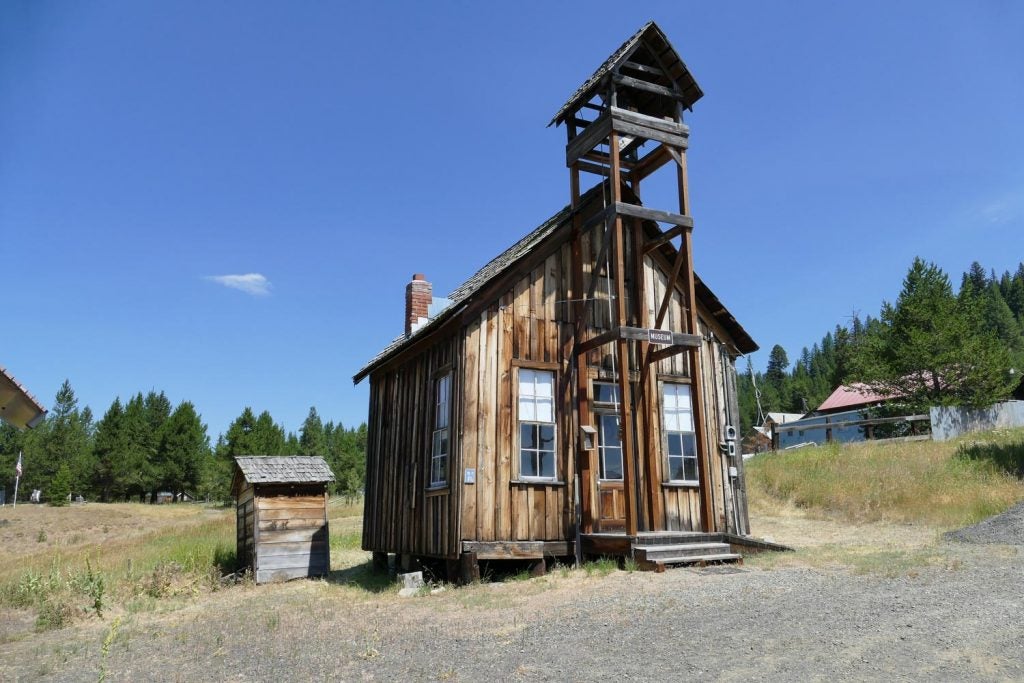 6 Oregon Ghost Towns with Eerie, Wild West Vibes