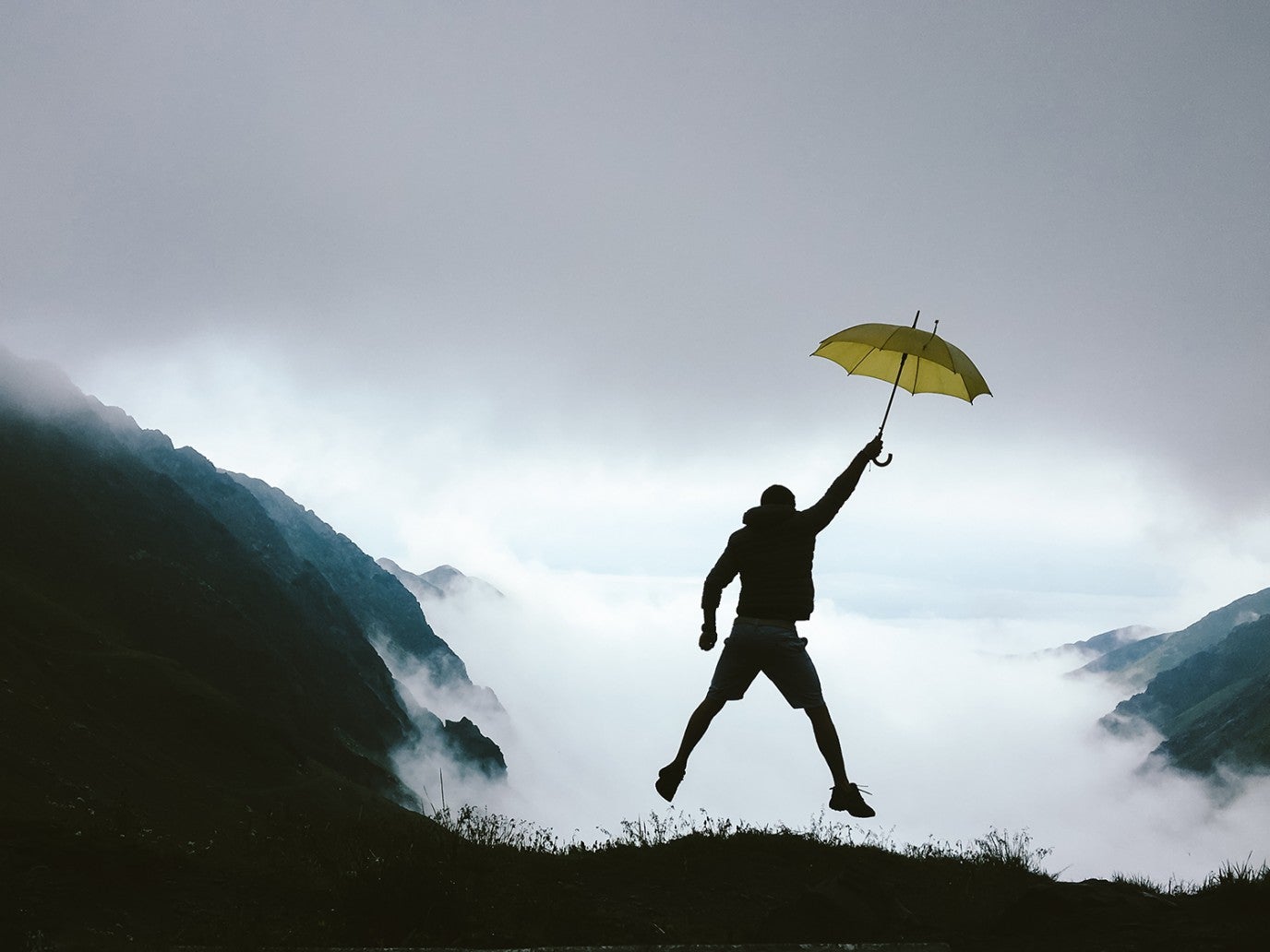 The Hiking Umbrella is My New Favorite Piece of Outdoor Gear