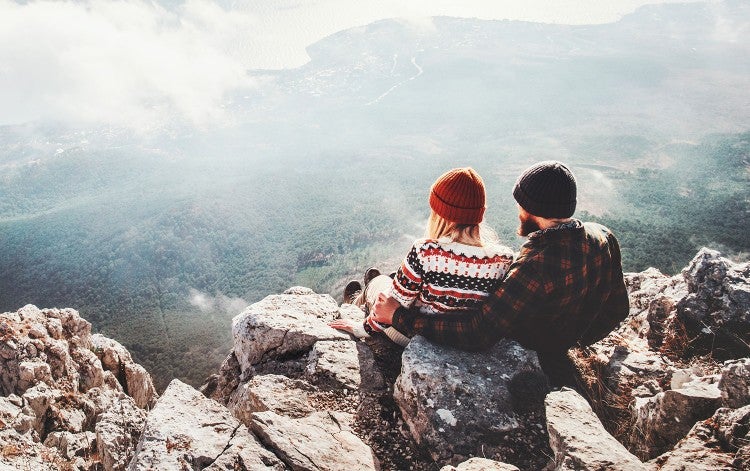 14 Heartwarming Outdoor Love Stories