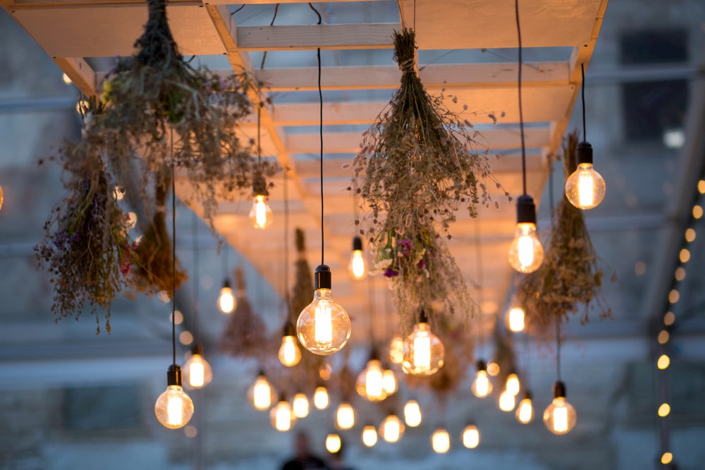 Outdoor Lighting Ideas to Bring to the Campsite or the Backyard