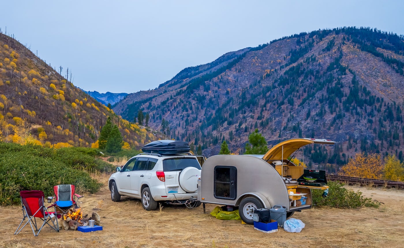 12V Portable Electric Outdoor Camper Caravan Van Camping Hiking Travel Shower US 