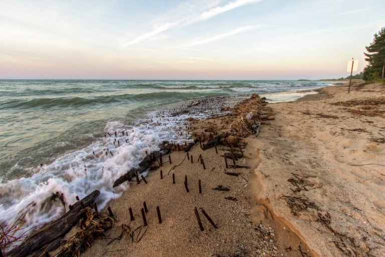 Great Lakes Shipwrecks Are Hiding 5 Underwater Michigan Preserves