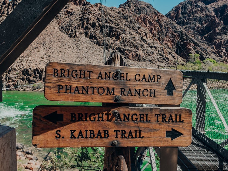 grand-canyon-bright-angel-sign