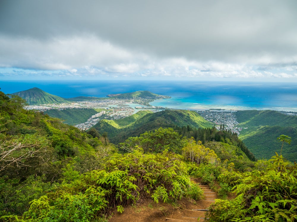 the peak of the kuliouou ridge trail north of honolulu hawaii