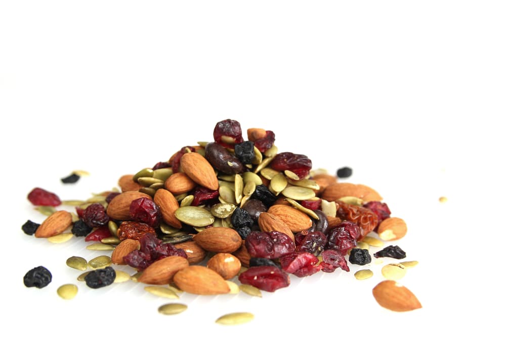 mixed nuts and seeds trail mix