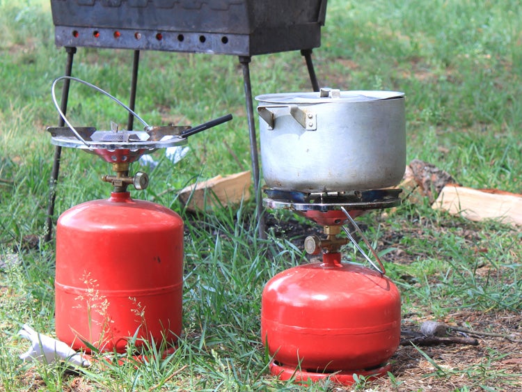 camp stoves with fuel cans