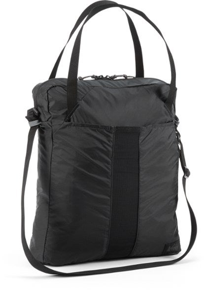 black travel tote 