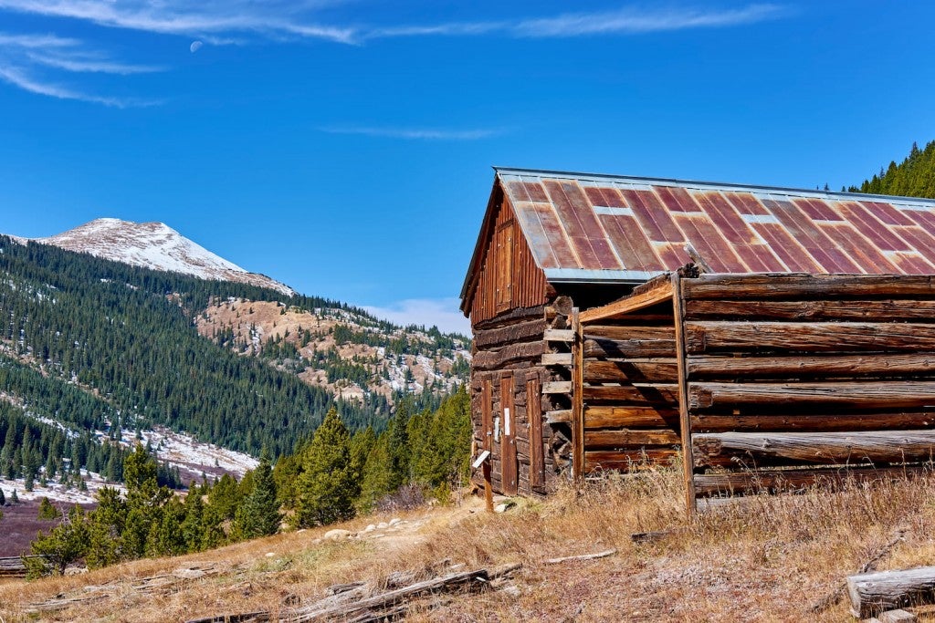 These Colorado Ghost Towns Show You The State’s Wild West History