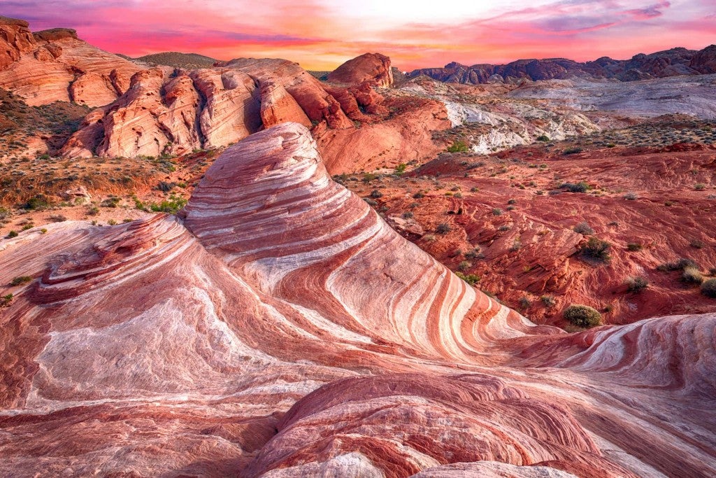 landscape shot of red rocks at valley of fire state park