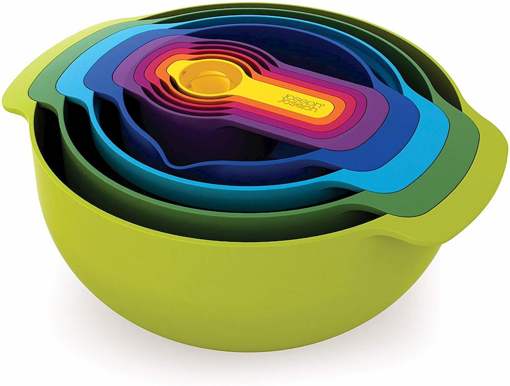 Colorful nesting bowls