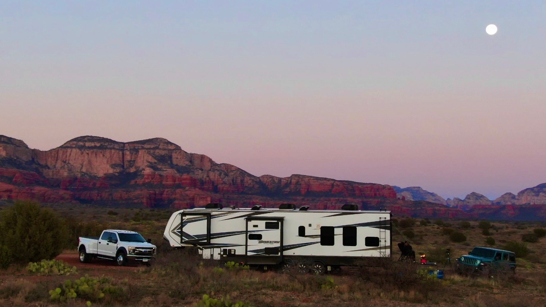 Enjoythejourney.life Tom and Cheri's RV parked boondocking in the desert.