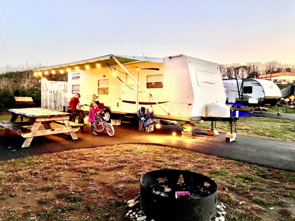 7 Smoky Mountains RV Camping Sites That Won't Break the Bank