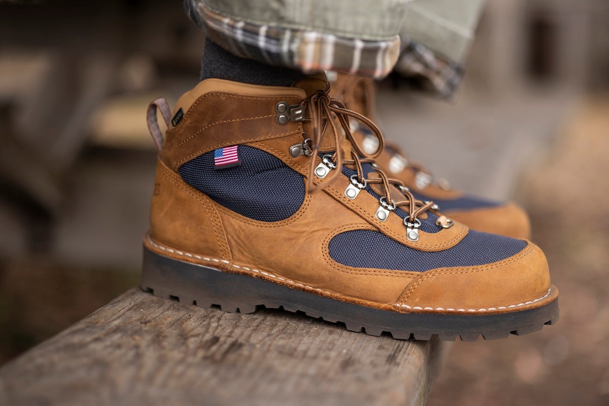 2024 Best Hiking Boots: Danner’s New “Cascade Crest”